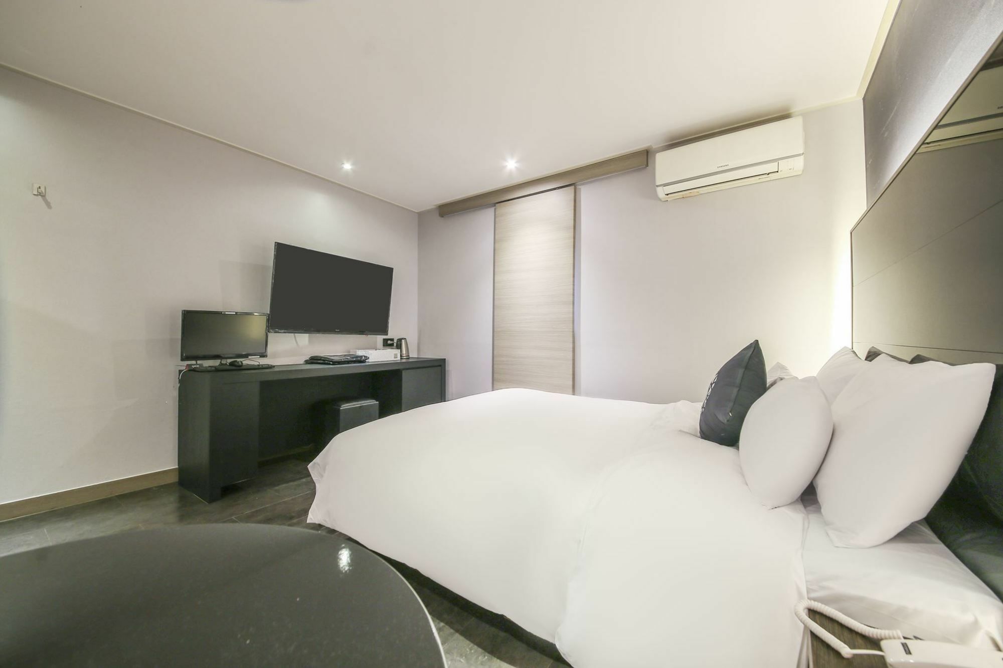 Hotel Cullinan Seocho Seul Esterno foto